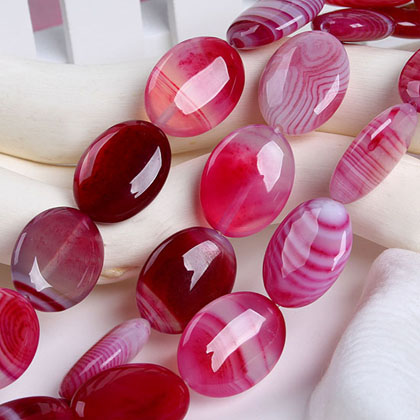 Red Veins oval Agate bead Red Veins oval Agate bead